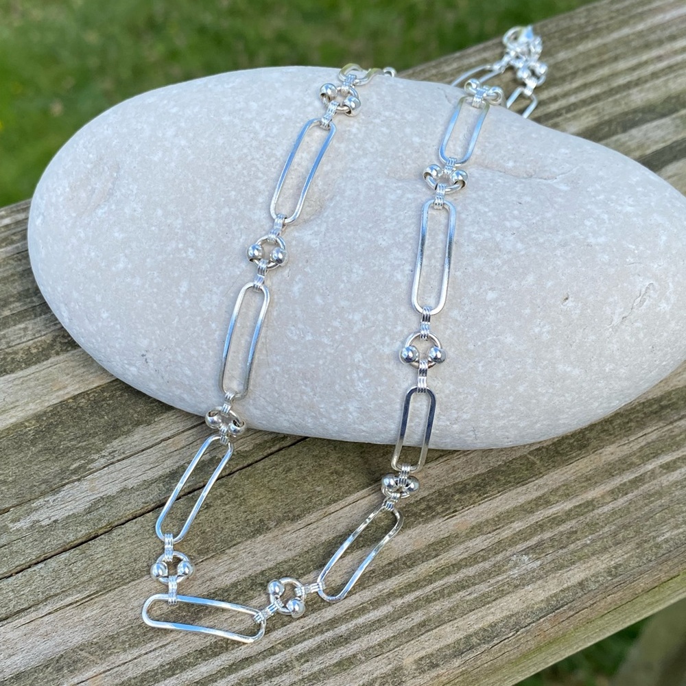 Silver plated link necklace brand new 18 inches